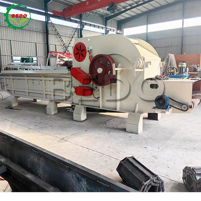 Final Wood Chips Size 25-35MM Industrial Wood Crusher Machine With Max Wood Diameter 300mm