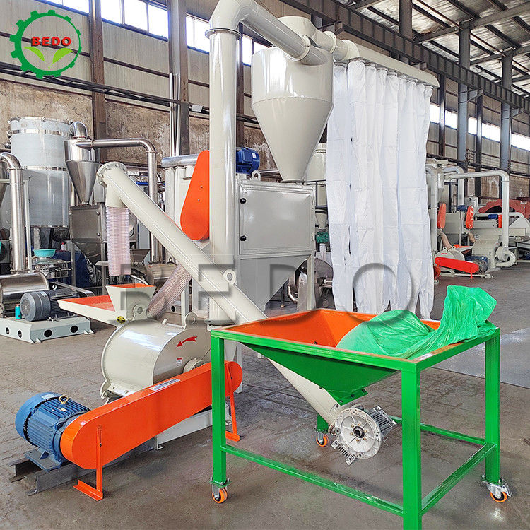 80-200 Mesh Wood Powder Making Machine Carbon Steel 380V Voltage