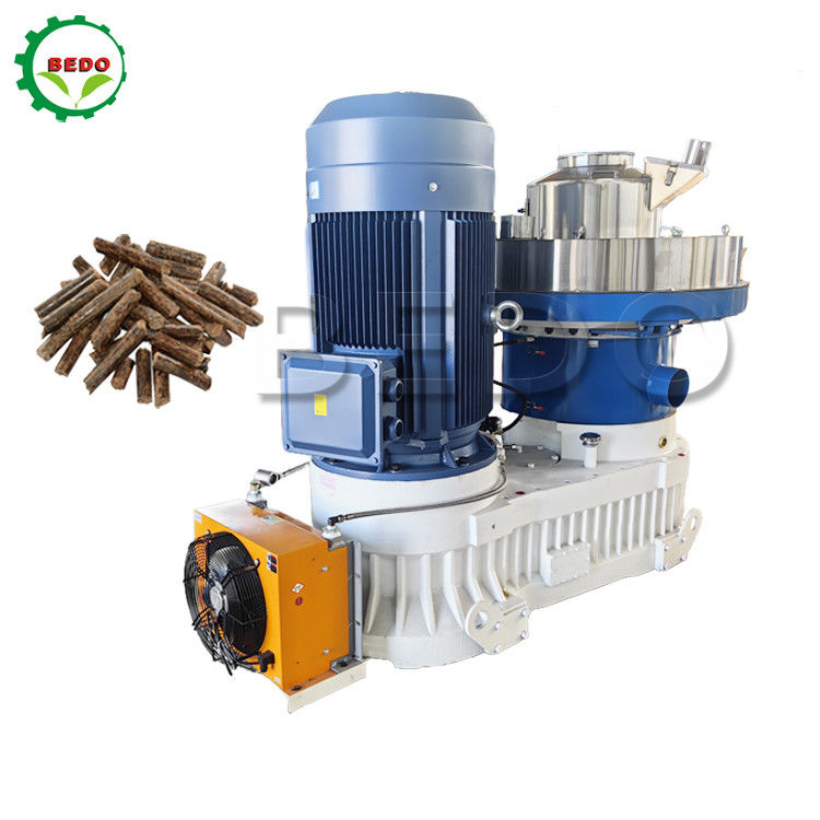 560mm Ring Die Wood Pellet Mill With ZQ500 Reducer 380V Voltage
