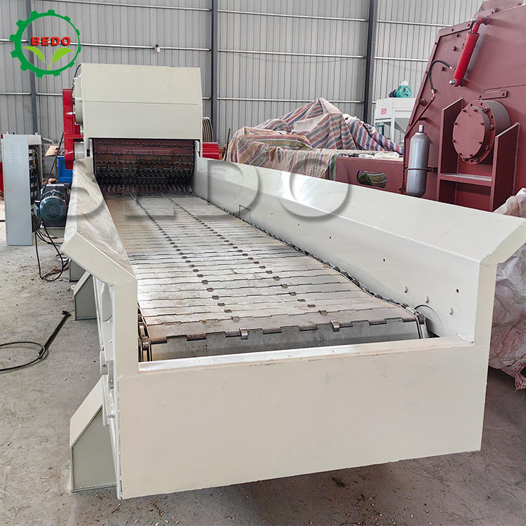 6m Feed Conveyor Length Wood Crusher Machine With 3KW 4KW Discharging Motor Power And 1000MM Width Feeder Size