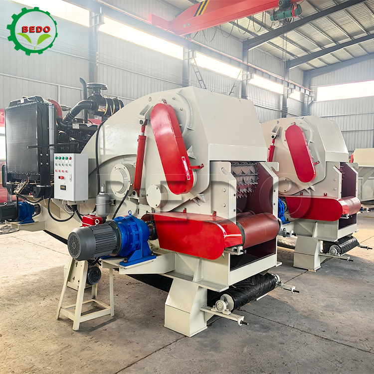 235HP Disc Wood Chipper Machine Nhanh hiệu quả Chipping gỗ Công nghiệp lâm nghiệp Thiết bị nghiền