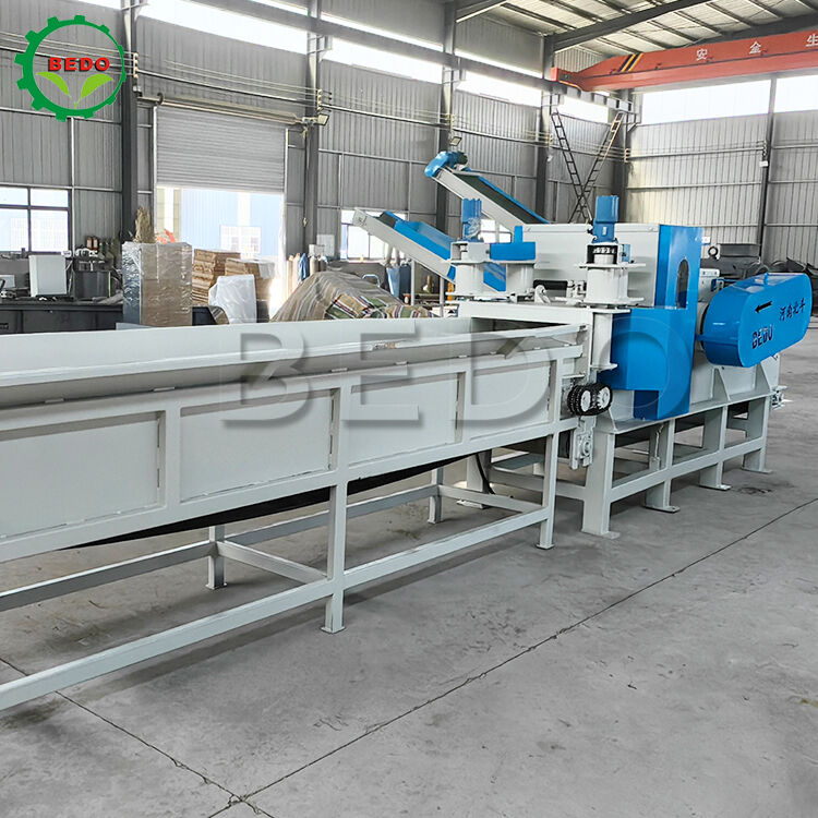 Máy chế tạo bụi cưa gỗ bằng thép cacbon 4000-8000KG / H với sức mạnh 90KW cho chế biến sinh khối