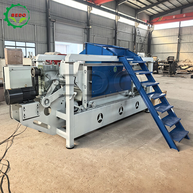 7.5kw * 2 Trực lượng trục chính Máy cắt gỗ với công suất 400-500 kg / giờ và vật liệu thép chất lượng cao